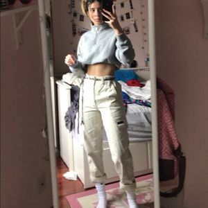 Meet your Posher, Ella